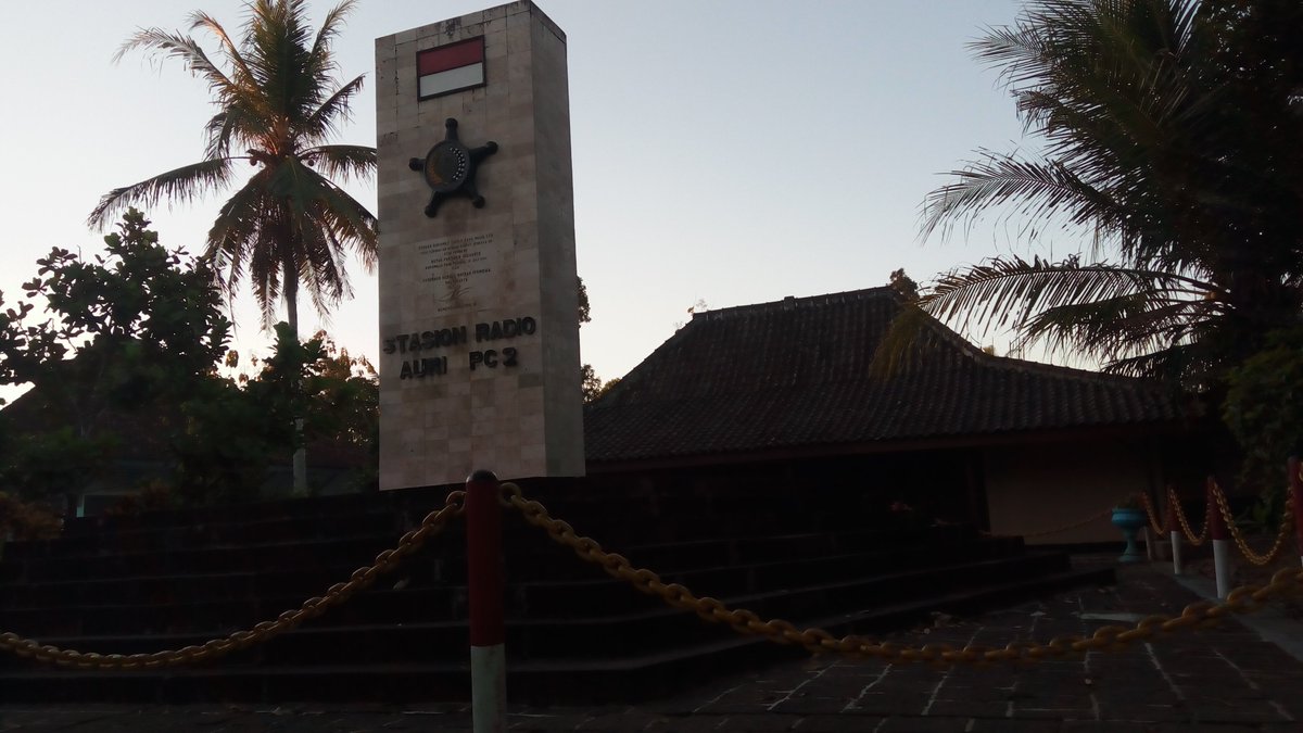 bangkar's tweet photo. @Harian_Jogja mohon bantuan memperkenalkan salah satu sejarah merdekanya indonesia..supaya tetap lestari. Monumen radio auri pc 2. Di playen gununungkidul https://t.co/695kJDgzcu
