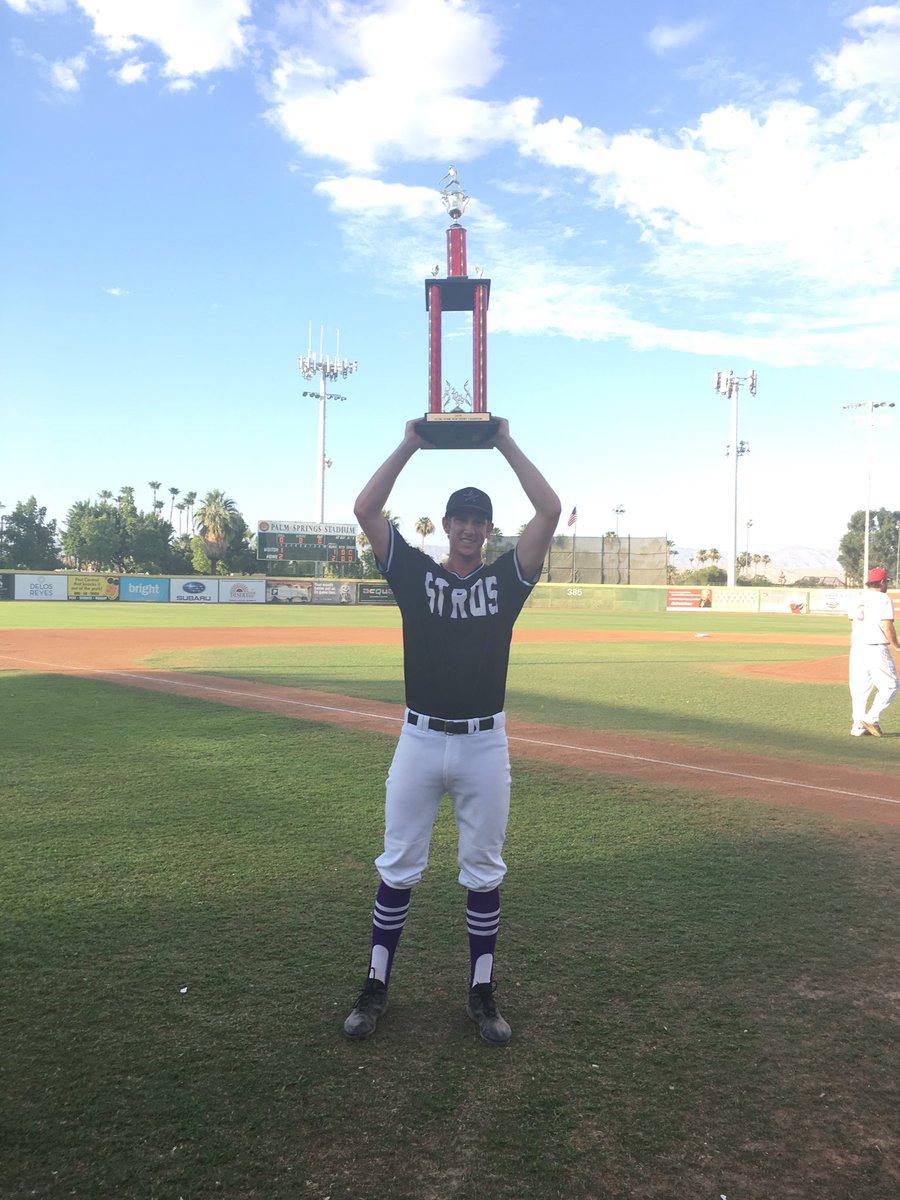 SCCBL's tweet photo. #thatwinninglook https://t.co/devNUZIt1n
