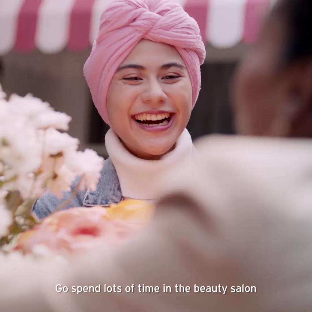 thebodyshopindo's tweet photo. "Biar cantik, harus sering2 ke salon atau ke klink perawatan kulit!"
Y/N?
#TBSTalks #SkinTruth https://t.co/KTgvq1kXAg