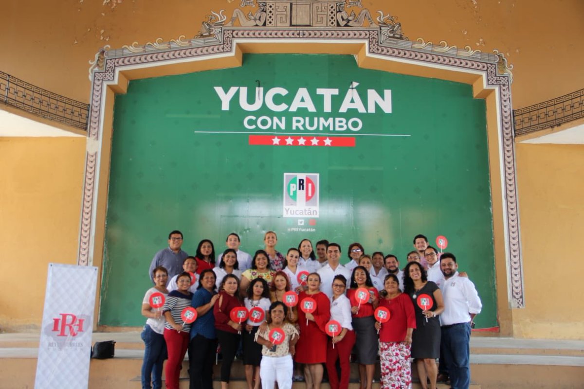 ferbayardo's tweet photo. En el @PRI_Yucatan dimos a conocer los detalles de la convocatoria para formar parte de la @EC_IRH. #EstuMomento de ser parte de la generación de políticos que se forman para ser más competitivos. Las inscripciones son en: https://t.co/O6OOHp0Jud ¡Te esperamos! https://t.co/H50vo5FXlv