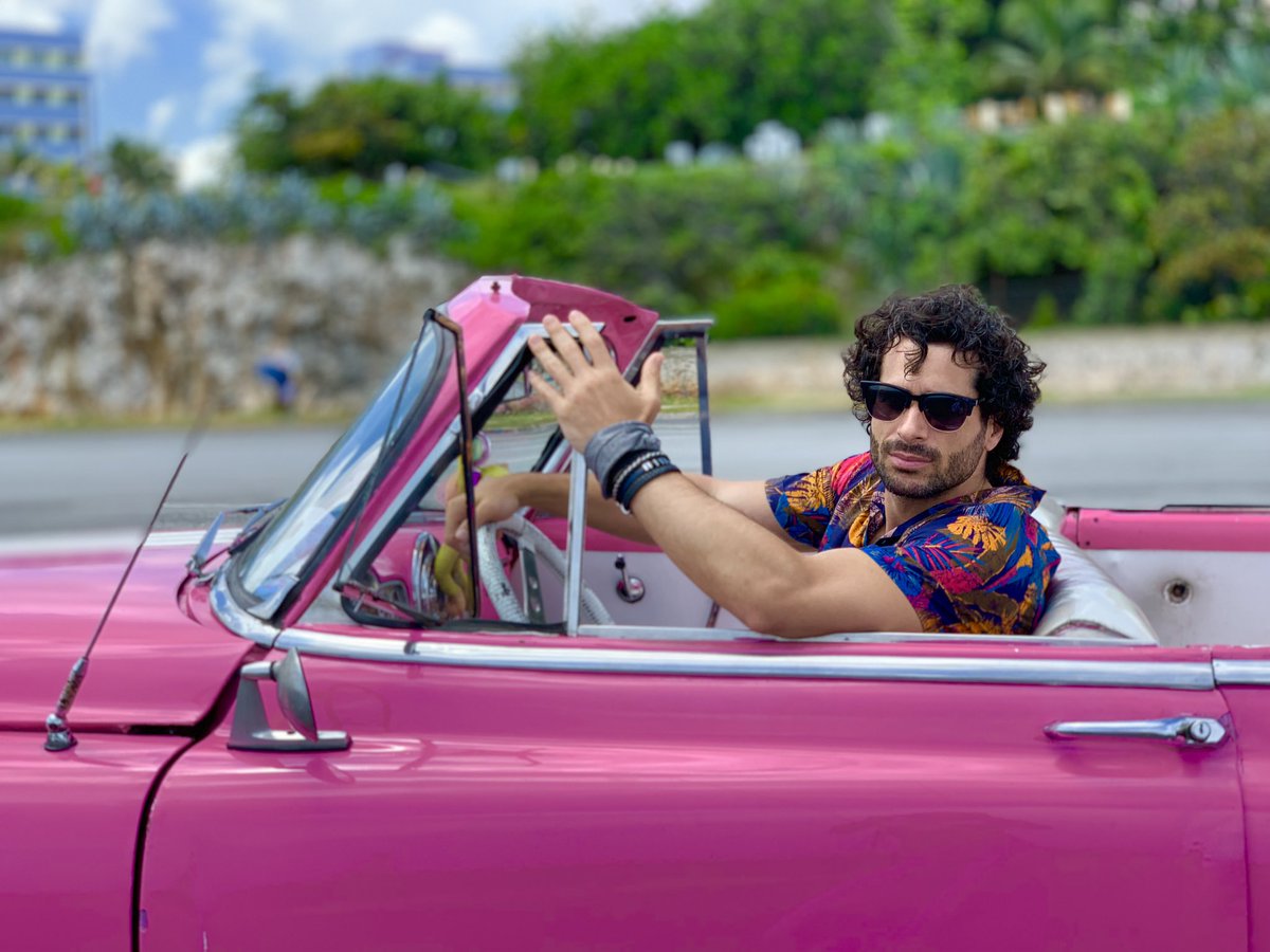 cristovivancos's tweet photo. Vacaciones en cuba 🇨🇺!!! #cuba #LaHabana #callosantamaria #vacaciones #playa #verano https://t.co/qQqFehisrY