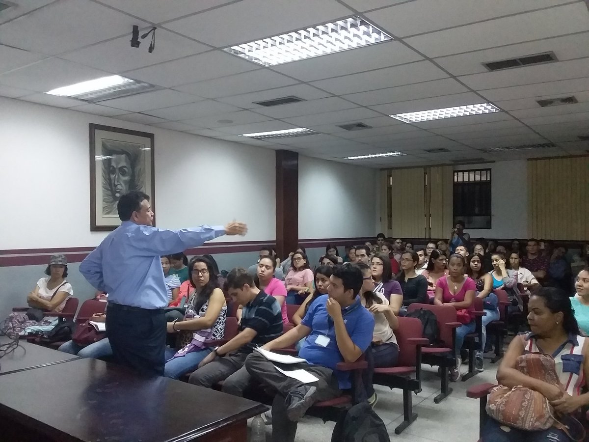 Econanasorellys's tweet photo. Hoy se llevó a cabo una extraordinaria jornada sobre #Blockchain #PrincipiosContables Seguimos avanzando!! Gracias a la participación especial del Lcdo. José Hernández en representación de la Federación de Contadores Púb de Vzla @facesuc1 @ferreirajoseang @SJGuevaraG1 @ignandez https://t.co/MGOrFsHeV8