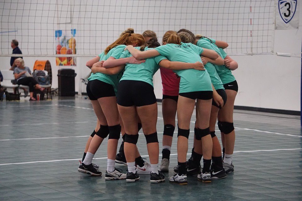 SWHS_volleyball's tweet image. #WeBeforeMe #SWVB