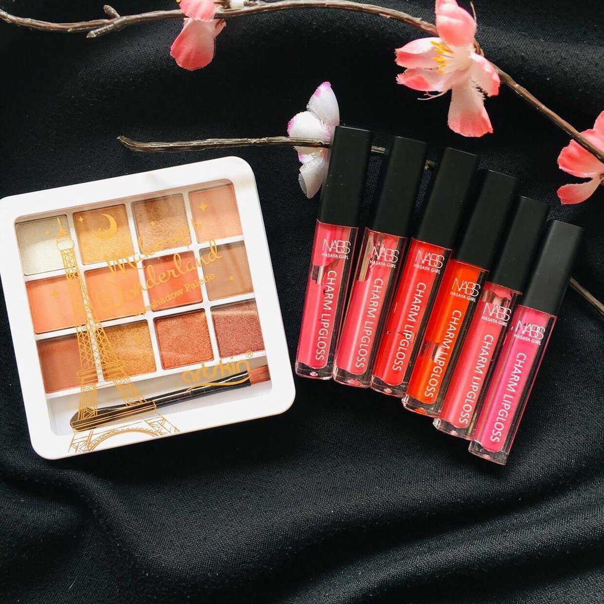 roll___12's tweet photo. แท้💯💯💯

Gift Set 💖

จัดเซตสุดคุ้ม สีแน่นๆสวยๆ

ประกอบไปด้วย
🎀อายแชโดว
🎀ลิปสติก 6 แท่ง

 230.- https://t.co/nhzub7yduQ