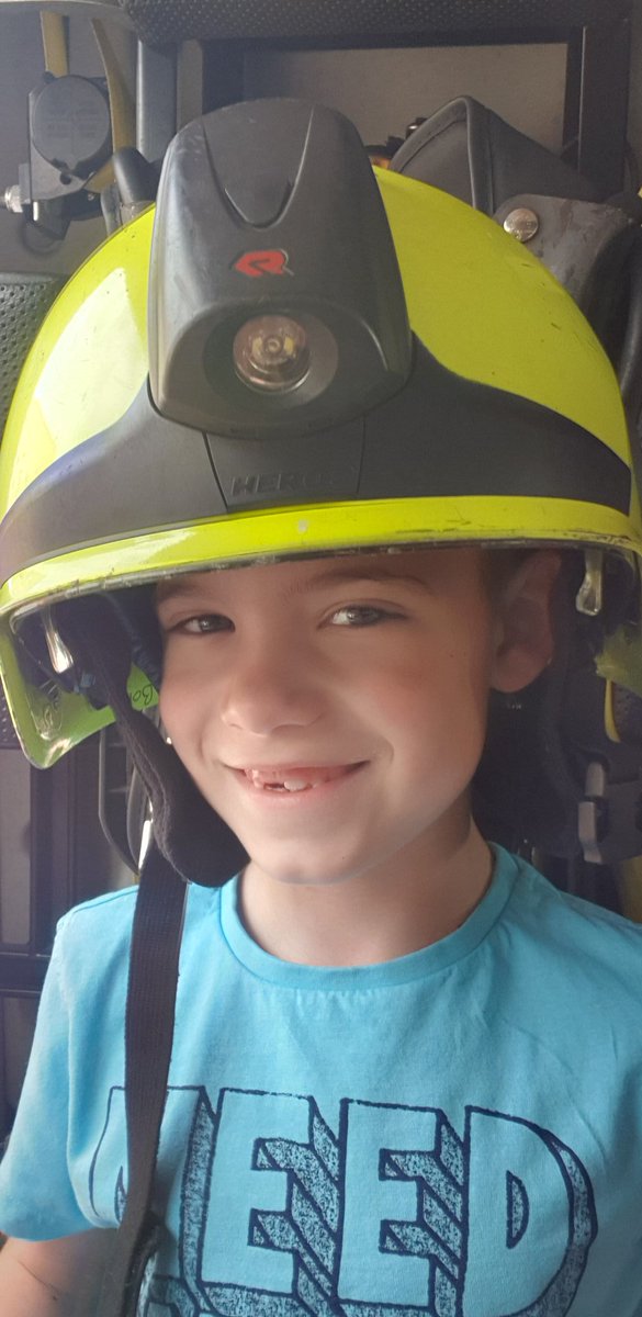 PtaNexus's tweet photo. @kentfirerescue Thank you so much to Tonbridge fire station for coming to Nexus school PTA summer fair yesterday. The Kids loved seeing you there and you all was amazing with all the children. #NexusschoolPTA #NexusSchoolKent #Fundraising #SummerFair2019 #KentFireStation https://t.co/j6SALc08Ak
