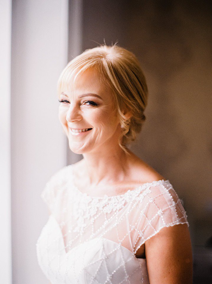 CWM_YYW's tweet photo. That light is to die for. What a stunning portrait by @C_T_Photo 😍
https://t.co/sY1raP4Fob #weddingphotographer #weddingphotography #weddingday #yorkshire #KodakPortra #filmphotography https://t.co/OjzAnD6Kq5