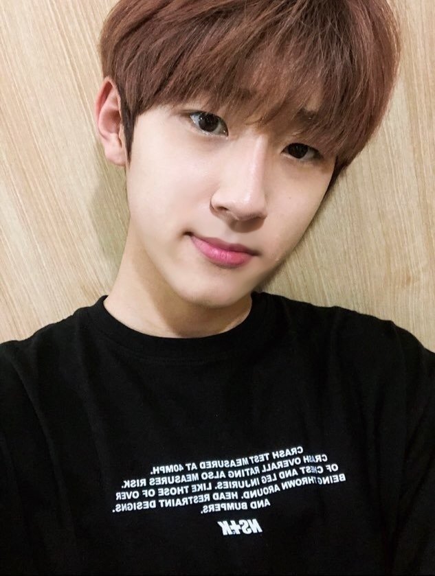 Woollim_rookie's tweet photo. [Woollim Rookie_동윤&amp;민서]
02꾸러기 첫째랑 둘째 셀카📸

#woollim #울림 #김동윤 #동윤 #김민서 #민서 https://t.co/tiF9DeQHin