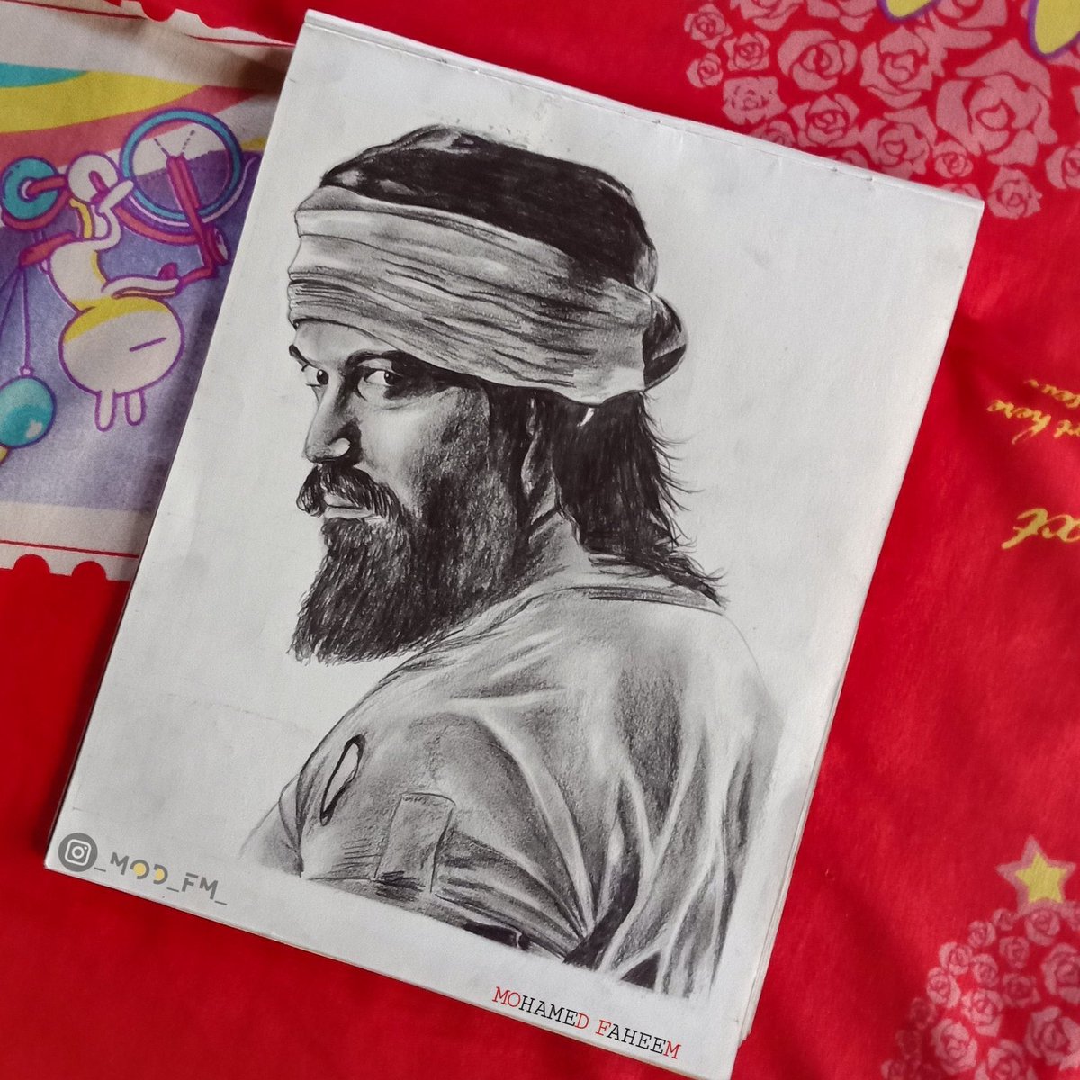 mr_mod__'s tweet photo. Yash
-
-
Dedicated:@TheNameIsYash
-
#yash #art #artist #Pencildrawing #pencilart #yashdrawing #radhikapandit #beard #KGF #rockybai @TheNameIsYash 
@RadhikaPandit7 @artsy @ArtGallery #dailyart @_mod_fm_ #_mod_fm_ @mirshad_aakif https://t.co/ohsqJyF990