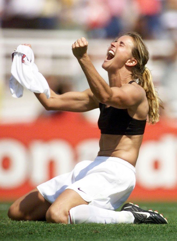 Happy Birthday to Soccer Player Brandi Chastain who turns 51 today! 