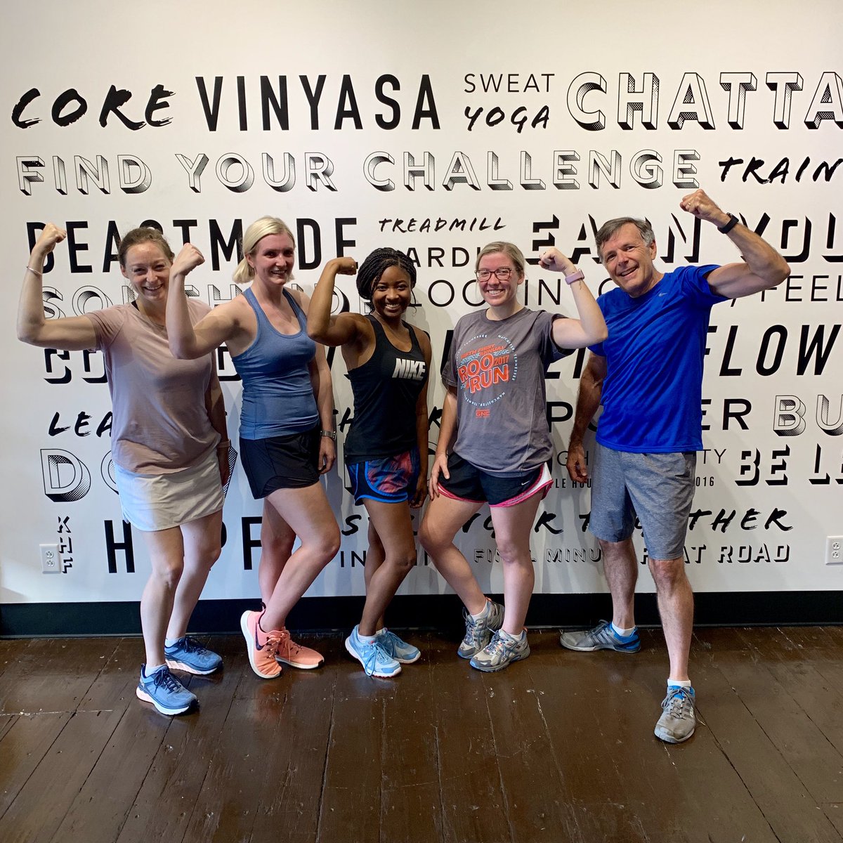HuschBlackwell's tweet image. Last stop on the summer fitness tour for the Chattanooga #HuschPuppies! Thank you @KHFitnessCha for giving our #SummerAssociates and attorneys an amazing workout! #HBSummerProgram