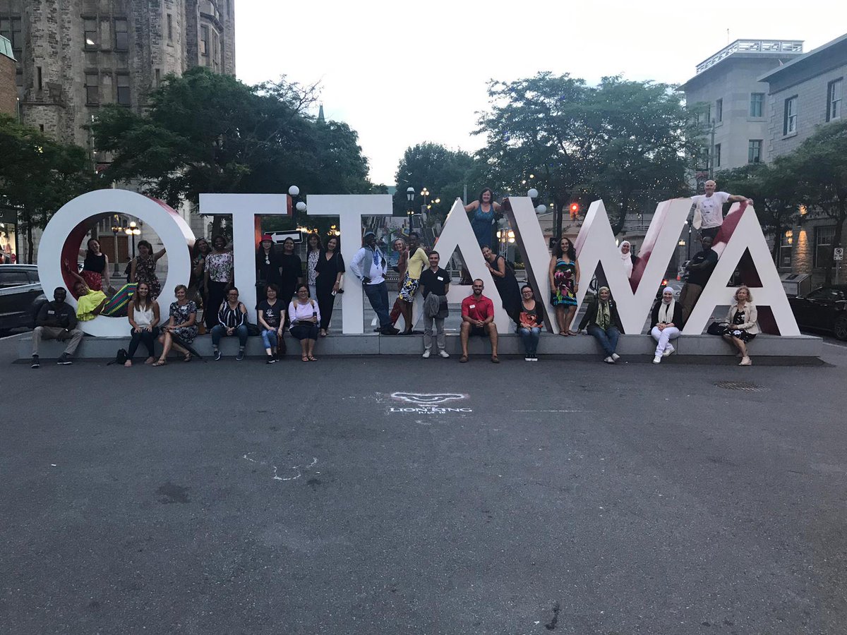 Worldly_C's tweet photo. Thank you to @IntlACAC for introducing me to the college tour experience. Just finished an amazing tour of Canadian universities sponsored by the institutions &amp; I am so excited for my students!💗🇨🇦 @uofg @QueensKingston @Carleton_U @Concordia https://t.co/G1uikKaCIP