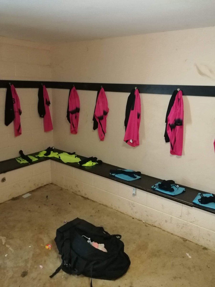 Thefisharms's tweet photo. Ready for today’s game #UTF https://t.co/k895ftnXD5