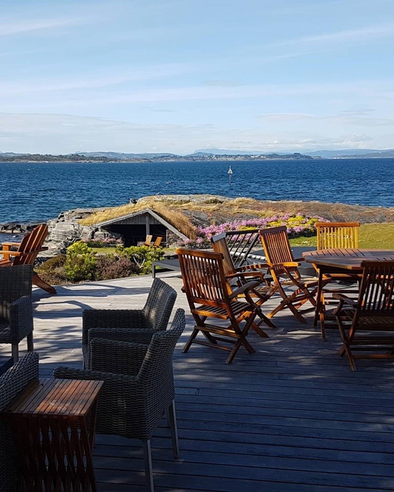 ukbbq365's tweet photo. Anyone ever visited Stavenger in Norway? 
There is a spectacular island called Flor &amp; Fjære, take a look at the photos and enjoy - you'll find the #HomeFiresBraai bringing a slice of South Africa braai cooking 🔥🔥
#Braai #BBQ365 @florogfjare https://t.co/X2UXwKny9B
