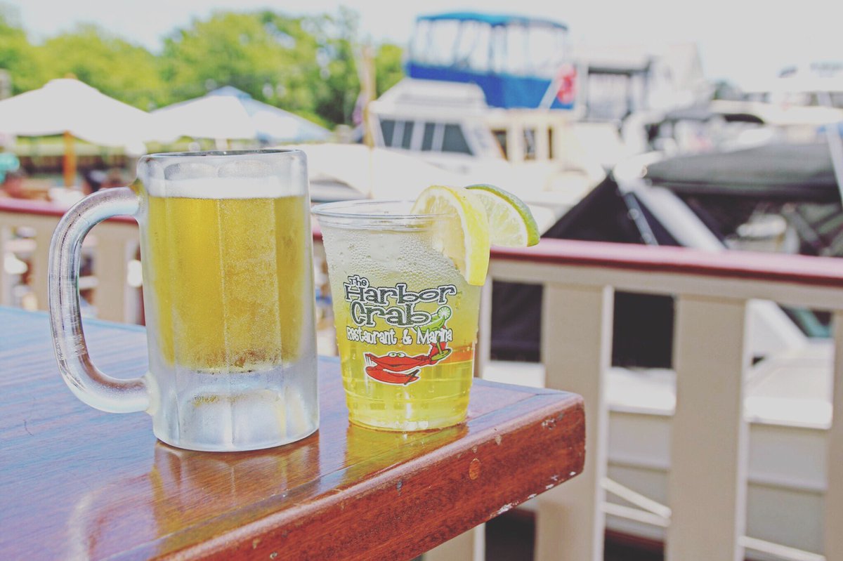 HarborCrabCo's tweet photo. From breakfast to icy cool afternoon drinks in the sunshine to The Pamela Betti Band playing live at 3 pm. It's all happening at The Crab! β β β β β
π¦π¦π¦ β β β β β β β β β β β
#PamelaBettiBand #PatchogueRiverfront #CrabbieSunday #CoolCrab #Patchogue #HarborCrab https://t.co/bLoFY7P9AE