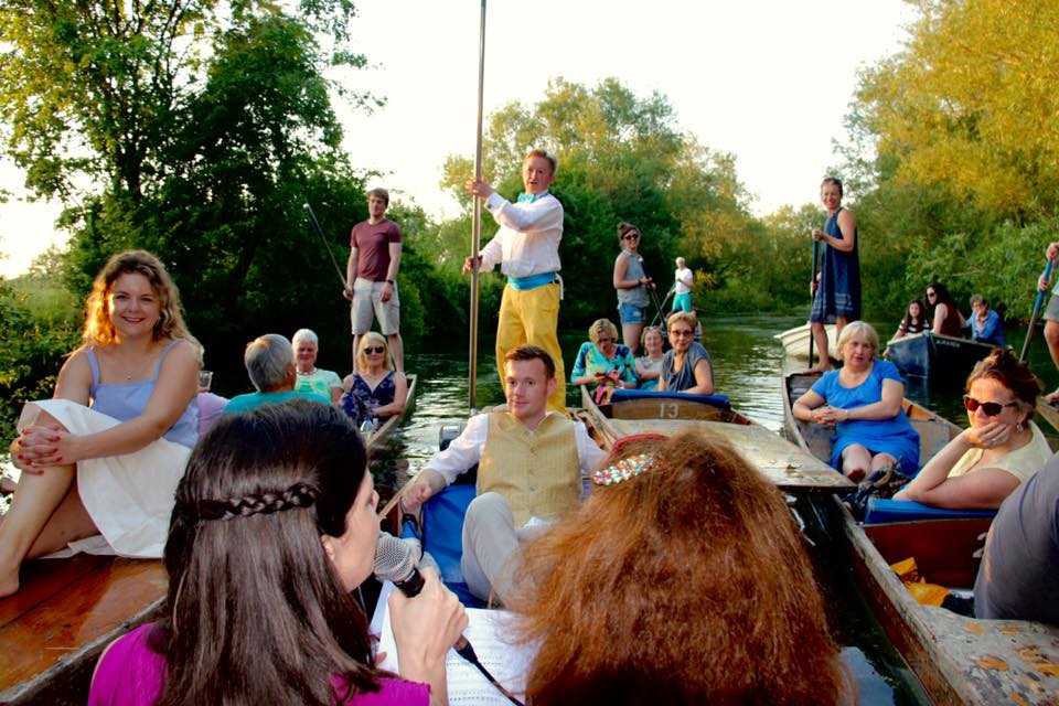 OperaAnywhere's tweet image. Another exciting day of #SummerOpera this time our #OperaOnPunts from the Cherwell Boathouse … come and punt along . . leaving 5pm but you probably need to get there early to get a punt, it's going to be mad! 
@Cherwell_Boat