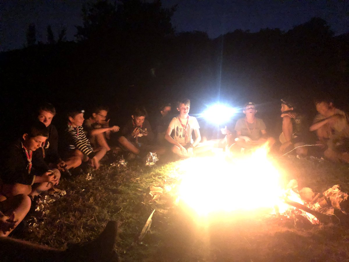 scout34_sl's tweet photo. 🎇Chers Parents désolé pour ce tweet tardif. Tout le monde est bien rentré du RAID et avait plein de choses à raconter ! 🎇 https://t.co/lROKFUJPEL