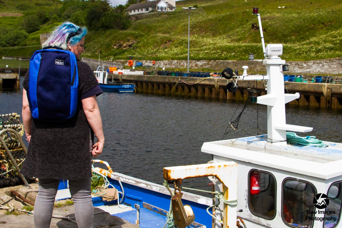 Raw_Images_Pho's tweet image. Sooo much fun shooting the #everydaybackpack from the Alpinebear range with these fabulous ladies 🌞👍🏻😎  @alpinebearinc #alpinebearinc #scotland #backpack  #waterfall #getoutside #lybster #whaligoesteps #secretteagarden #clashnessiefalls  #Sponsored alpinebear.com