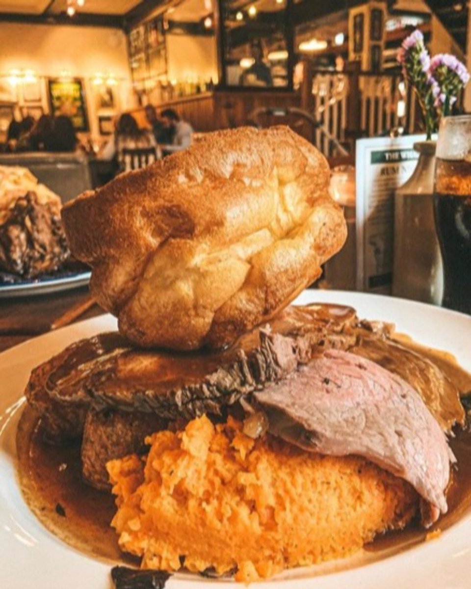 yournxtdoor's tweet photo. Looking for a good roast? Need to cure a hangover? We think this one from @wharfpub looks pretty good! 😋

📸 @stephh_butler

#eatmcr #manchesterfoodie #mcrfood #mcrfoodie #sundayroast #roast #manchesterroast #thewharf #manchester #mcr #ilovemcr https://t.co/zOUKjiETxg