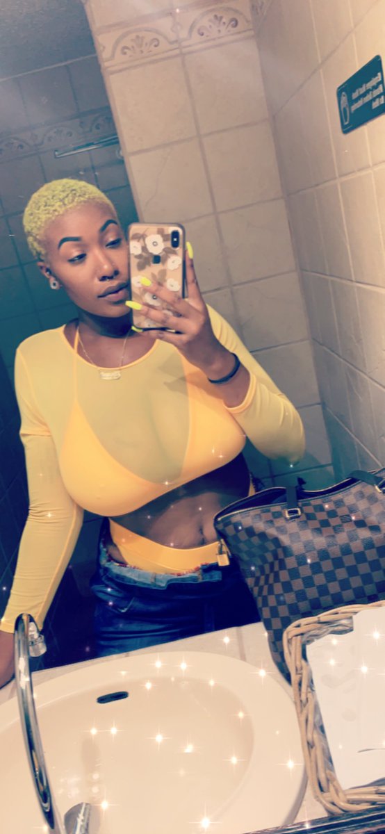 Lynn_TopChoice's tweet photo. @CravableKen Issa Hot Girl Summer, Feeeeel Me?! 🥵 💚 https://t.co/VgSCDL4Ofo