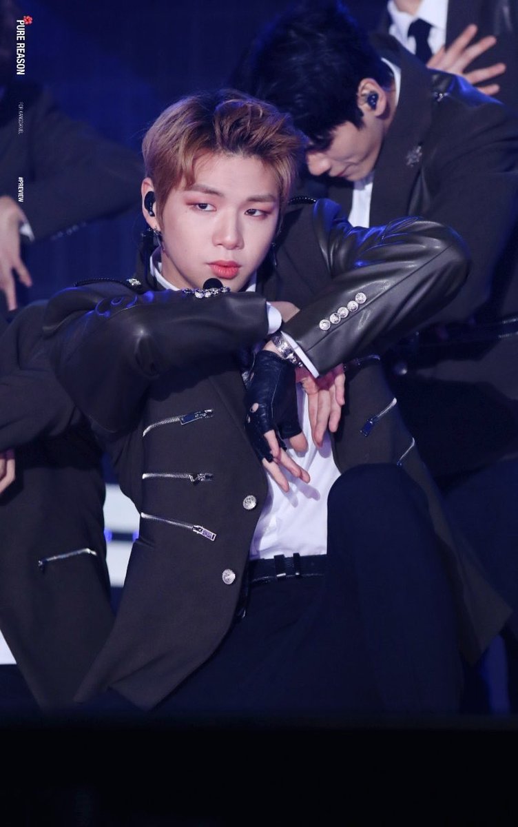kang daniel pics tweet media
