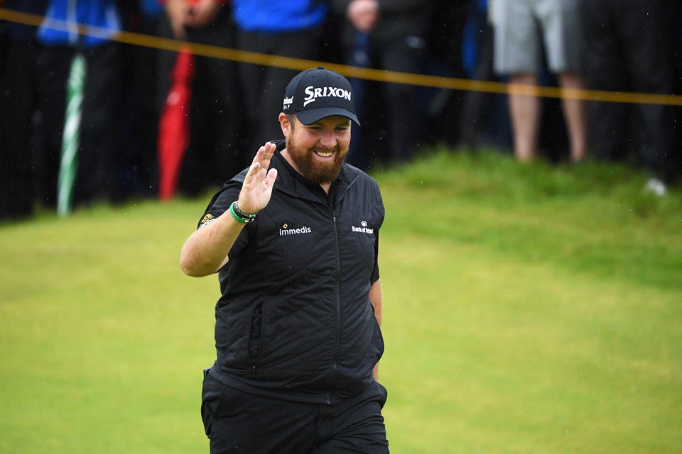 SrixonEurope's tweet image. .@ShaneLowryGolf’s #JourneyToBetter at Royal Portrush continues today at 13:47… no wonder he’s smiling! Keep going strong Shane! 💪☘

#Srixon #BuiltForDistance