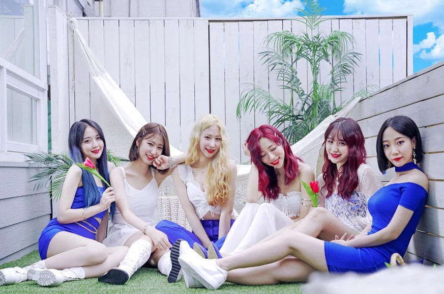 KpopGirlzBands1's tweet photo. Las dos nuevas miembros de #Bebe6 son las hermanas gemelas #ShinArin y #ShinHyerin.

Harán #COMEBACK el 29 de julio con el mini album "Blue Some" https://t.co/XiOLQlG1wi