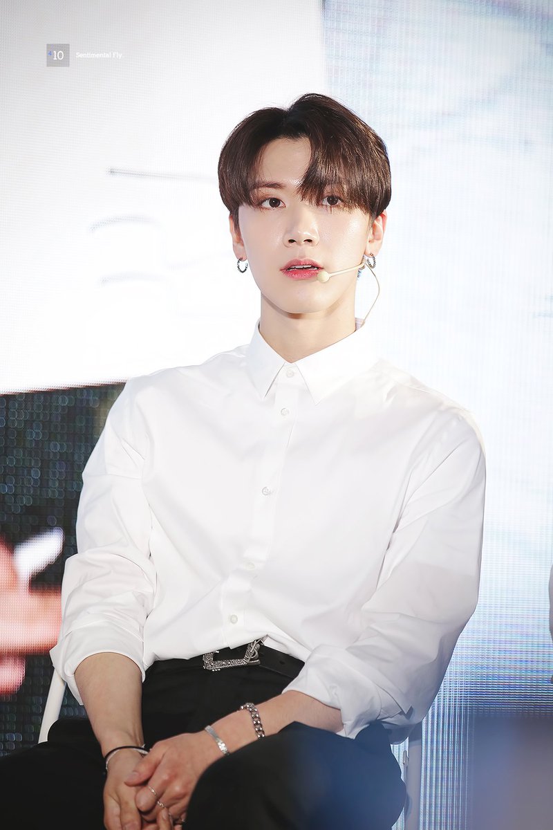 Sentimentalfly's tweet image. 15/07/2019 #WayV #WeiShenV #威神V
#TEN #李永钦 ☕️ [HQ] 19960227-10.com/?portfolio_pag…