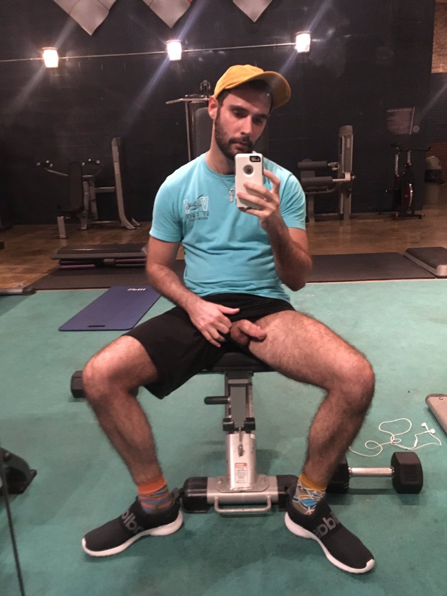 anthoni_hardie's tweet photo. Gym anyone? https://t.co/h3SLgABhvo