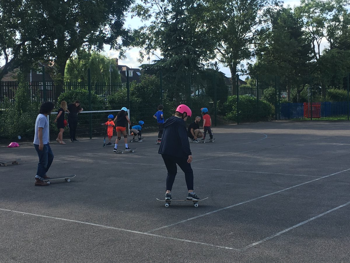 thochorg's tweet photo. Big thanks to our wonderful volunteers,local residents and partners for a fantastic #familydayout @lovebarnetparks @MayorofLondon @LondonNPC #UrbanParkZ @thochorg #Childshill #TogetherBarnet yesterday with @Fusion__Extreme #MattiHemmings #BMX #skateboarding #WheeliO #MiniRiderZ https://t.co/VIuJ7LlycL