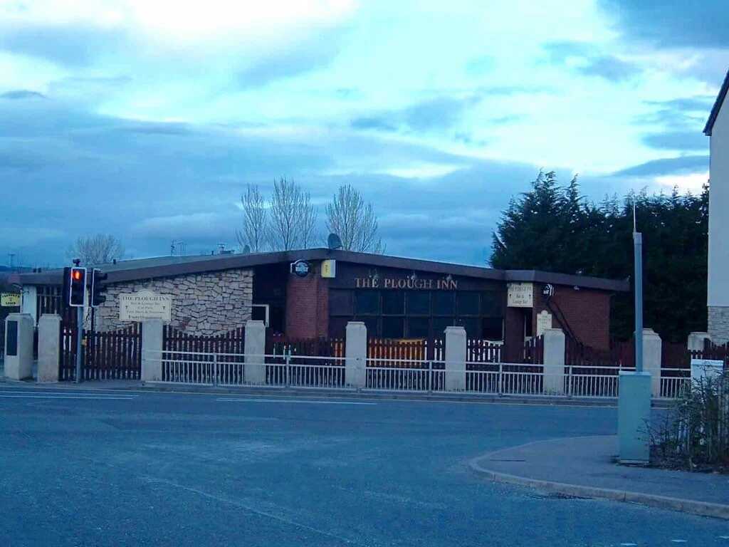74frankfurt's tweet photo. The Plough Inn, Perth. (Pic: Paul Newman) https://t.co/FKv5v0lpEV