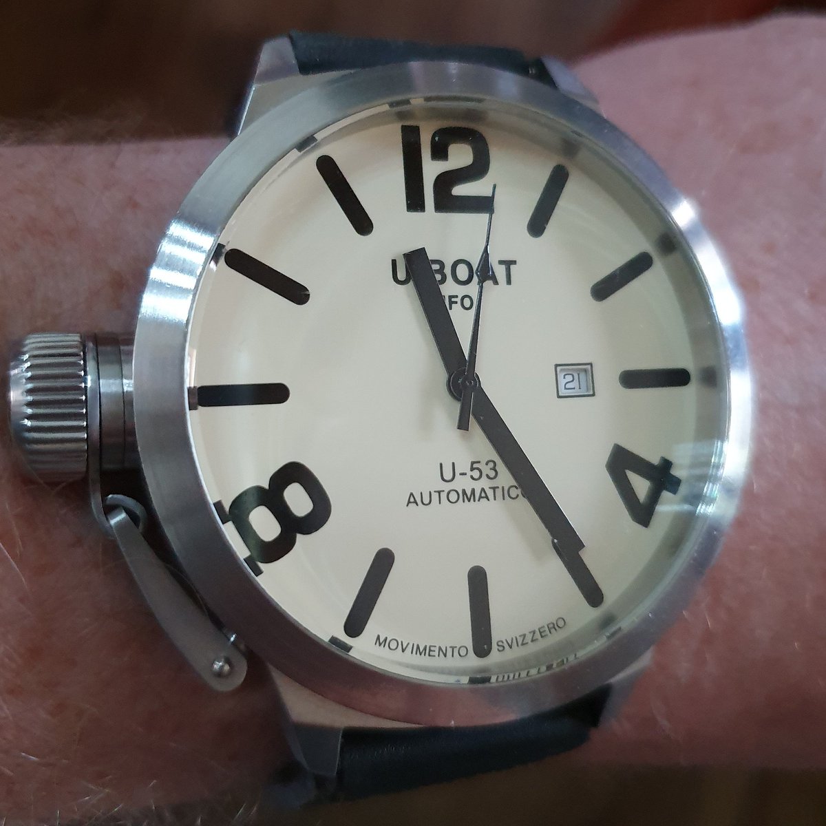 Today I am going to sport the Uboat U-53 an oversized automatic that just screams fun, which will be fitting today #watch #watches #uboat