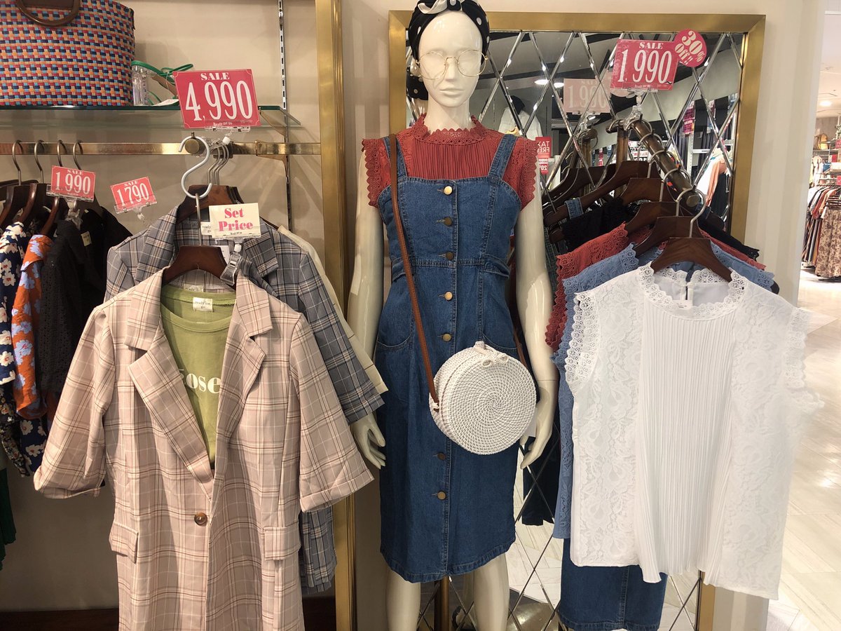 Ready me go!ではMAX70%OFF！ ワンピも種類豊富で¥1,990+taxから 販売