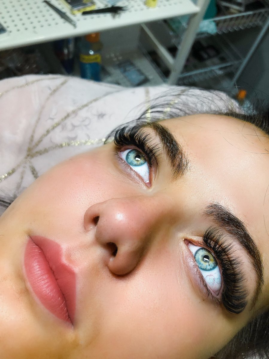 jade_conway8's tweet photo. Sometimes I donβt feel like Iβm getting anywhere and then I produce a banging set of lashes like this & carry on π₯πβ‘οΈ #lashes #semipermlashes #lashtech #glasgow https://t.co/qbNmAzRhCl