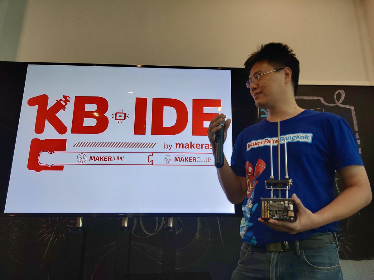 GearWalker's tweet photo. New #kidbright #esp32 #DLP #3Dprinter prototype from #pim3d here in Thailand. #kbide launch event. https://t.co/M7mK67pnpl