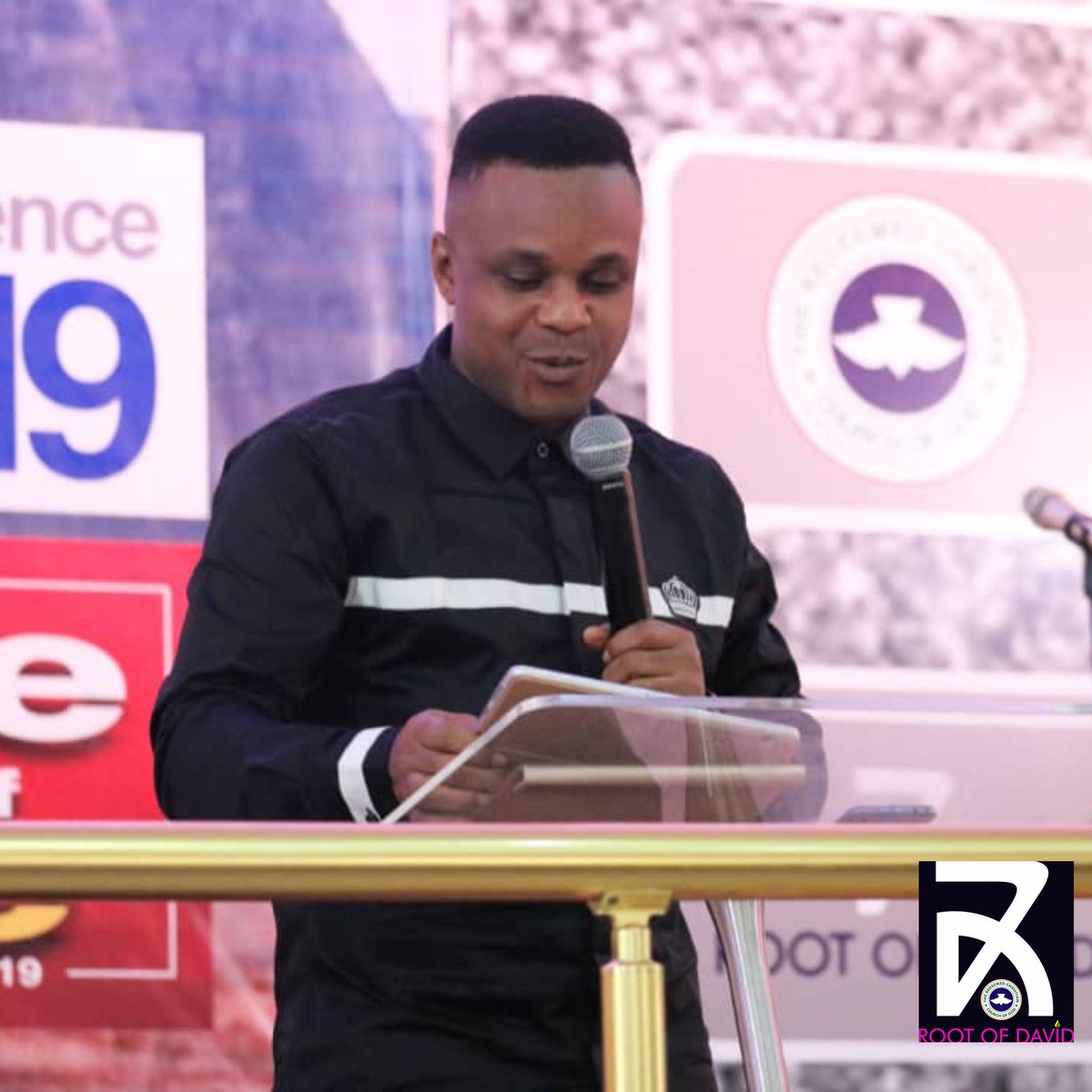 rccgrod's tweet photo. @onyinyeodiaka Speaking on Divine Partnership "Faith is the spiritual policies used to enhance your physical policies"
#SekereSunday #WordofGod https://t.co/CRQnPhq1ot