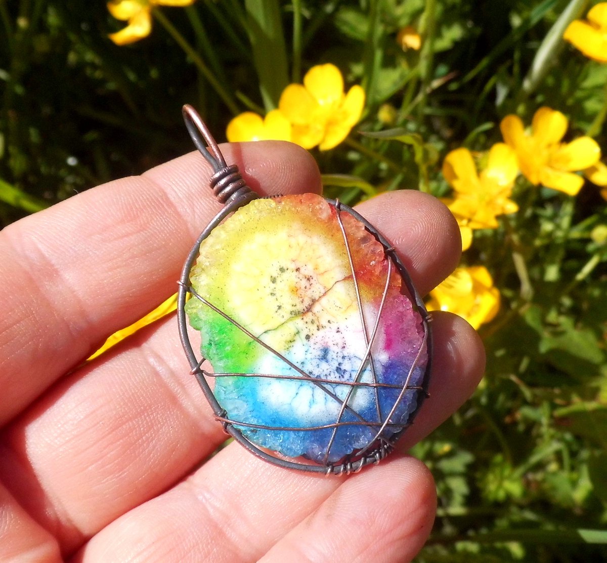 CharismaCrystal's tweet photo. Dyed #solarquartz #crystal 🌈🌈🌈
https://t.co/aR9ORzrUPM
Worldwide Shipping #wicca #wiccan #witches #pagan #womaninbizhour #BizHour #OnlineCraft #UKBizHour #handmade #UKGiftAM #cosplay #HandmadeHour #CraftBizParty #crafthour #shopindie #giftideas #crystals #tiedye #hippie https://t.co/XVKK3fYydo