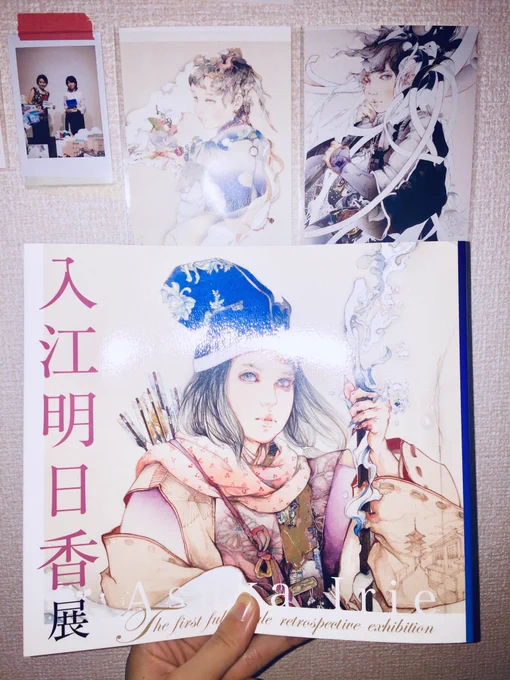 昨日は入江明日香さん(@AsukaIrie )
の個展に伺いました。
私が高校生の頃からずっと憧れ続けている作家さんです。
初期の作品から代表作まで贅沢に展示してあって私は3周しました。見るたび発見があり発想と描写と色彩が天才的です。つまり全て最高です!
茨城県天心記念五浦美術館(9月1日まで) 