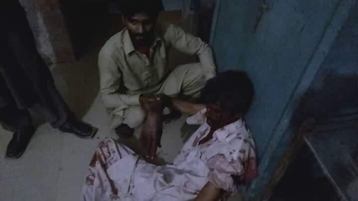 Pak_Hindus's tweet photo. In Sindhri, In Phuladiyon city, People of Mari community entered in Home of Meghwar family &amp; tried to kill them with weapons. 6 were injured severely included 3 woman.

Some days ago, Pawan kumar was sexually assaulted, They lodged FIR against them.

#RIPHinduCommunity https://t.co/mh4RFIZ7if