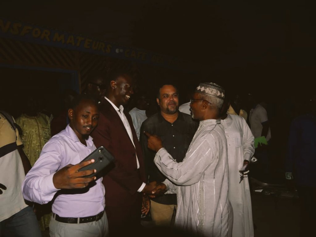 Succes_MASRA's tweet photo. De + en + nbreux au #Cafe_Des_Transformateurs pour les dialogues et propositions de la transformation du #Tchad. #Merci #Shoukrane. Votre détermination et engagement, c'est cela l'energie qui couplée à celle de tous les Tchadiens, nous conduira au bon #port. https://t.co/DS8CHLSLjI
