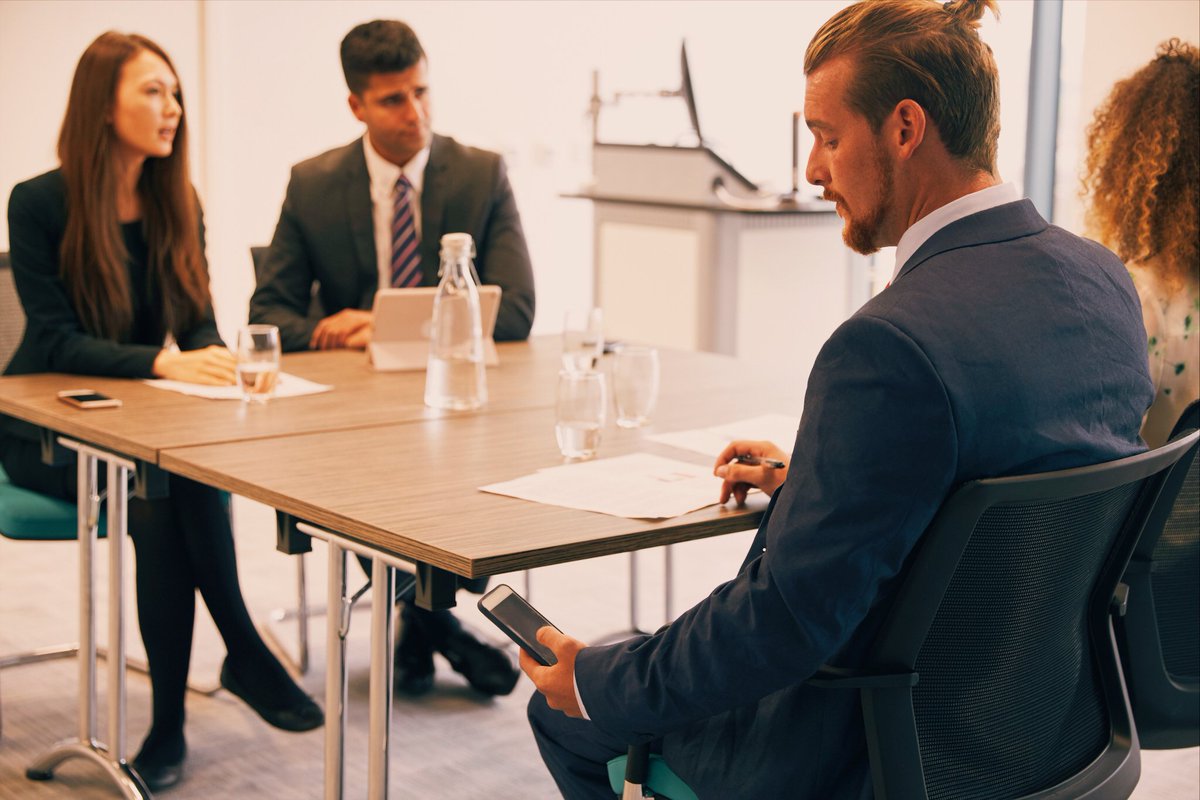 Don’t rush out of that important meeting. Book your kids’ ride with us and we’ll  get them home safely with our door-to-door assisted services.
.
#Hubun #LoveDrivesUs #Dubai #HappyKids #SafeKids #Family #FamilyFirst #Childhood #LittleStars #Parenthood #Parents #BusyParents