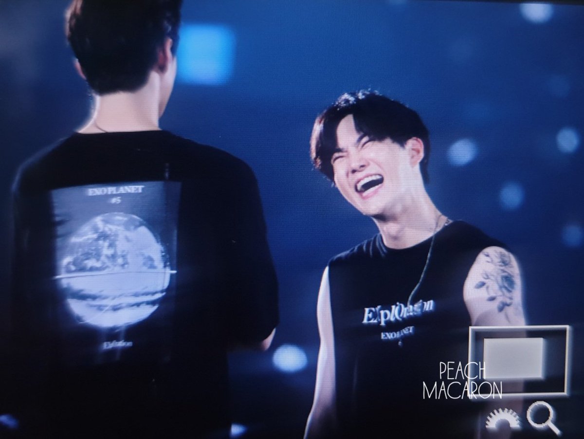 peachmacaron522's tweet photo. 190721 Exploration #SUHO #준면 #수호
세훈이랑 무슨이야기를 이렇게 예쁘고 신나게 했을까? https://t.co/l6pGScQT41