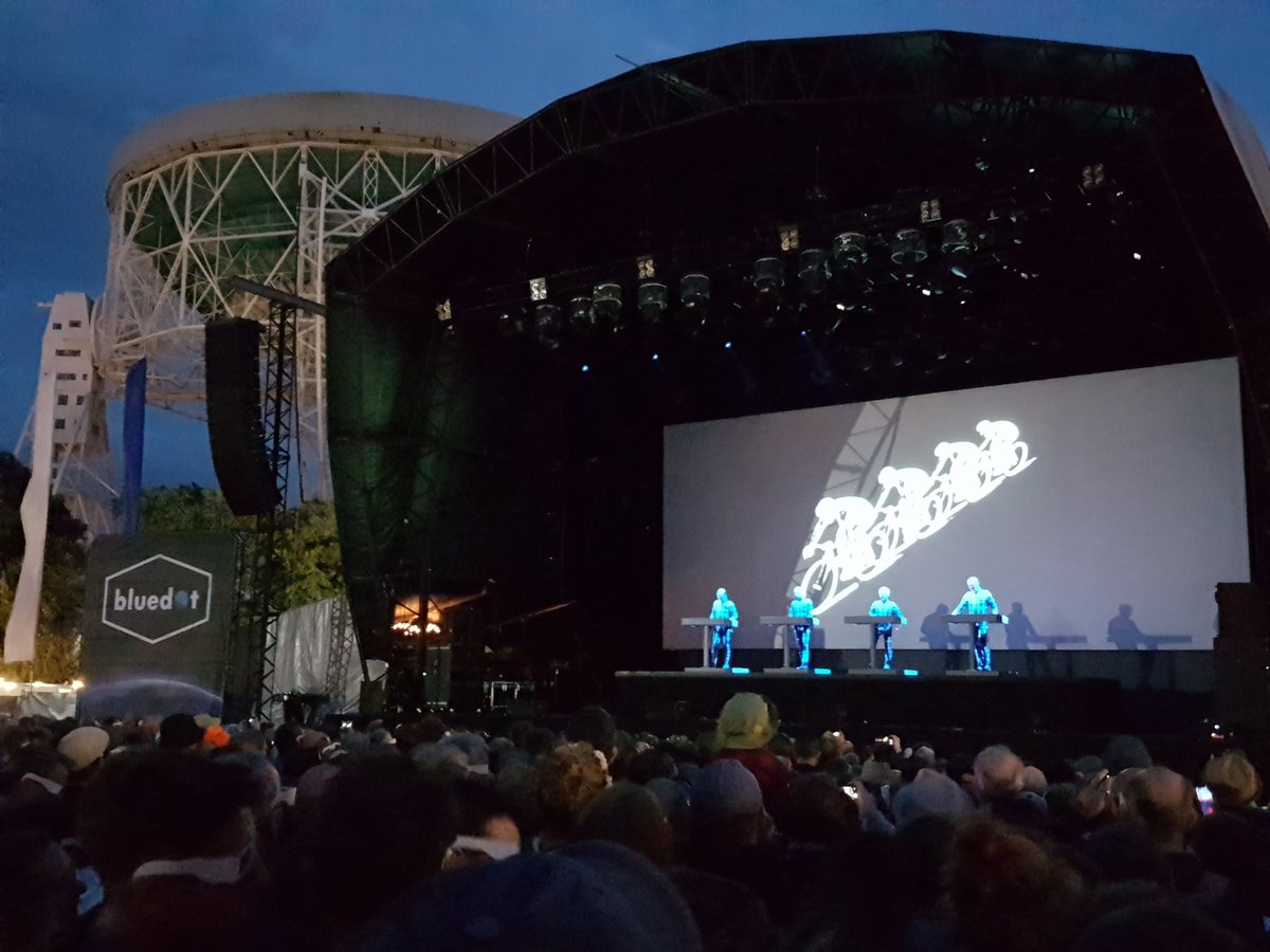 Kraftwerk 3-D Tour De France <a href="/bluedotfestival/">bluedot</a> Jodrell Bank observatory on 50th anniversary of moon landings combining a ❤ for science bikes and music