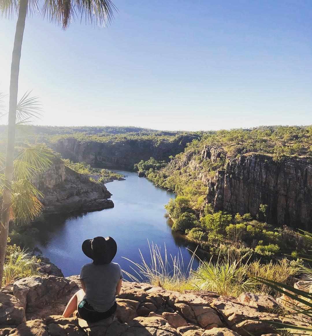 💙 @tourismtopend is looking gorgeous with its gorges.  

(via IG/danirayofsunshine in @ausoutbacknt’s #NitmilukNationalPark)

#seeaustralia #ntaustralia