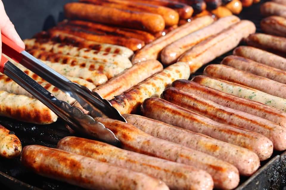 oflynnssausages's tweet photo. We will have our #ProperSausages cooking again all day at @cityspectacular in Fitzgerald Park.

#LAYACitySpec #Cork 
@JustEatIE https://t.co/AXvw8hX7ds