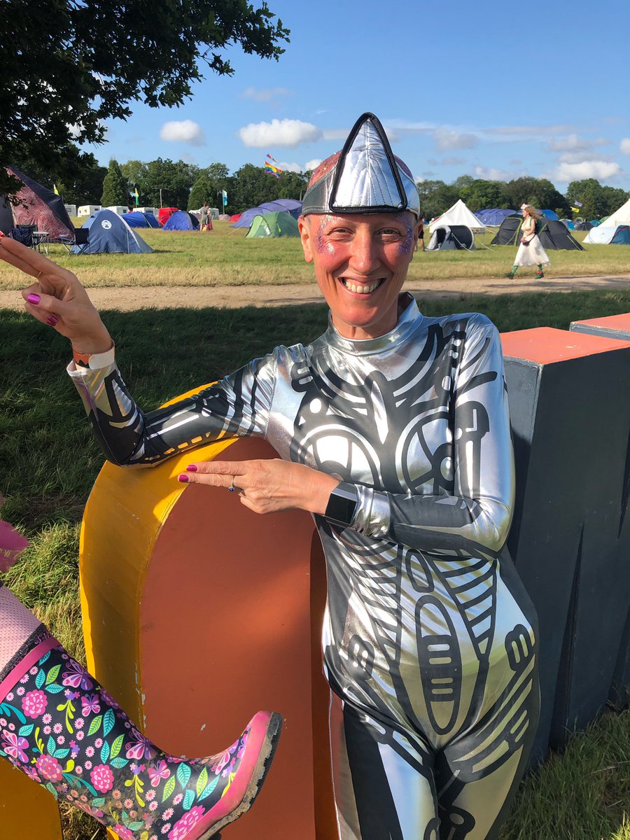 Bovidiva's tweet photo. When it’s “space oddity” night at #larmertree, may as well celebrate the baldness with glitter and a robot outfit. #chemo #BreastCancer #cancer #RockIt #celebrate https://t.co/B5NOW7wuco