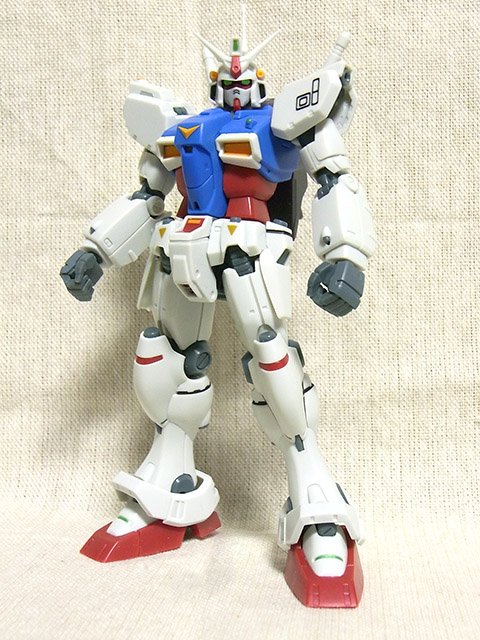 久々にROBOT魂買いましたわよ。GP-01とてもイイ…。早くGP-02も届かないかなーソワソワ。 