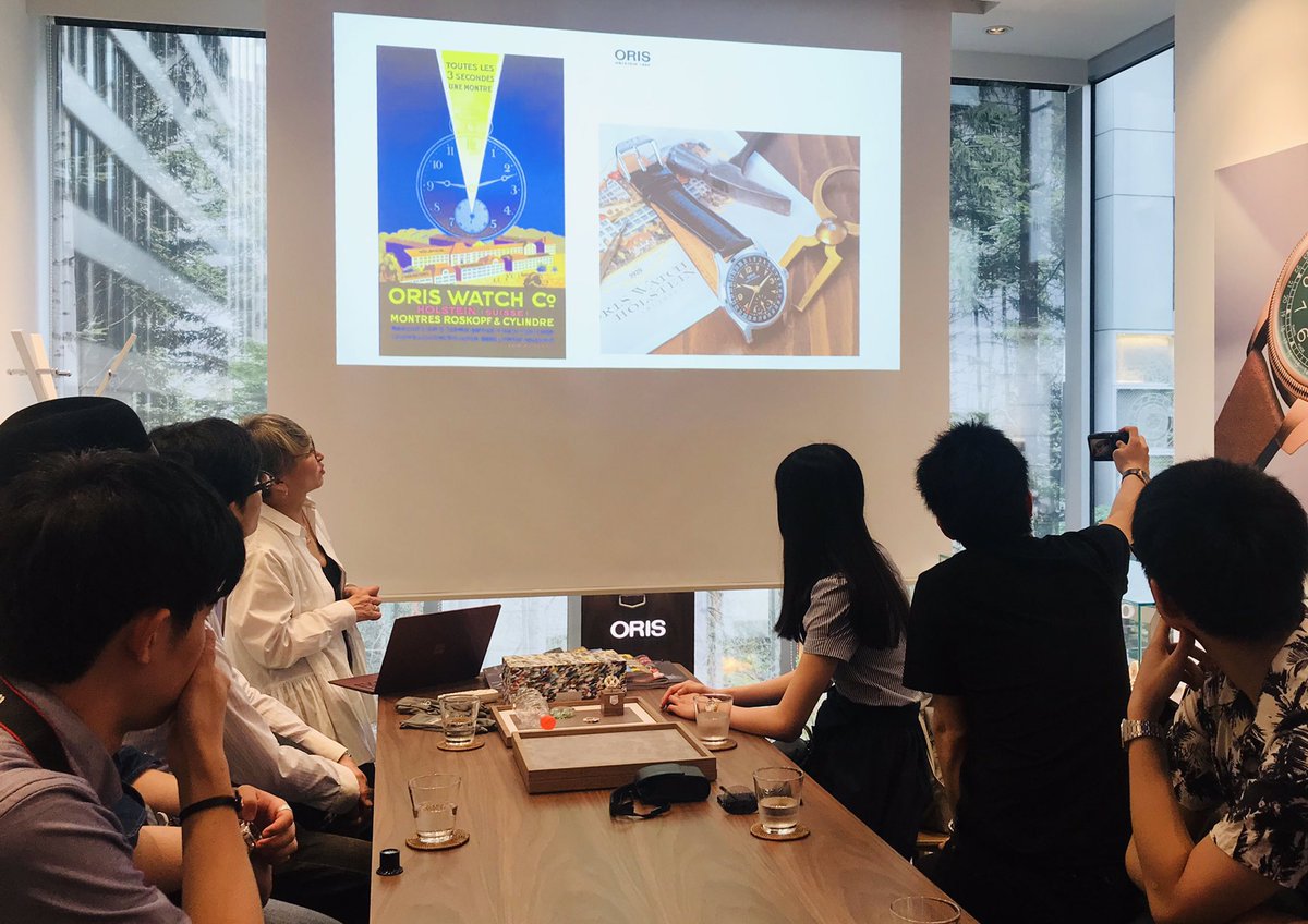 Oris_Japan's tweet photo. 愛用時計を持ち寄って腕時計を語り合う⌚︎第1回オリス ソーシャルクラブ開催しました!見たことない時計がいっぱい🙌#cwye #myoris #orisginza https://t.co/csUy1Ocoqv
