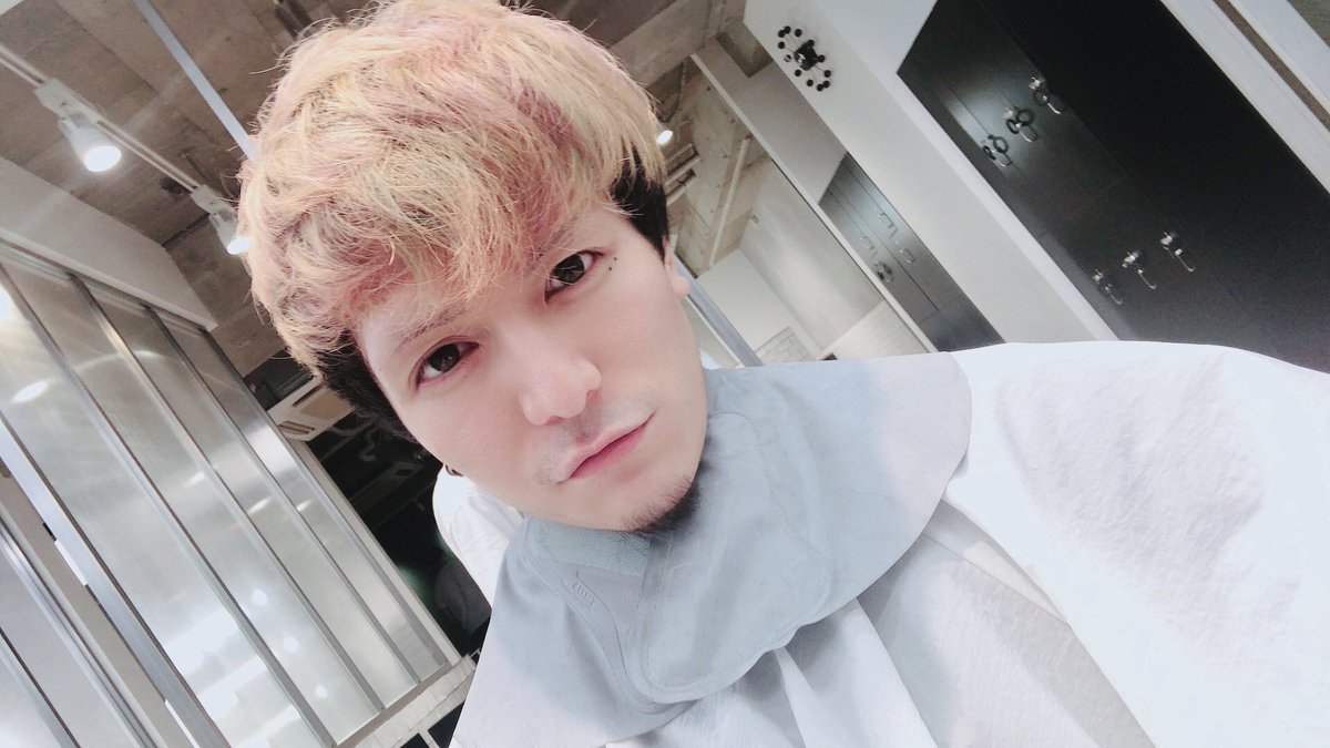 Foy_honmono's tweet photo. 活休中の髪型3変化がこちら https://t.co/jtWMg9oivy
