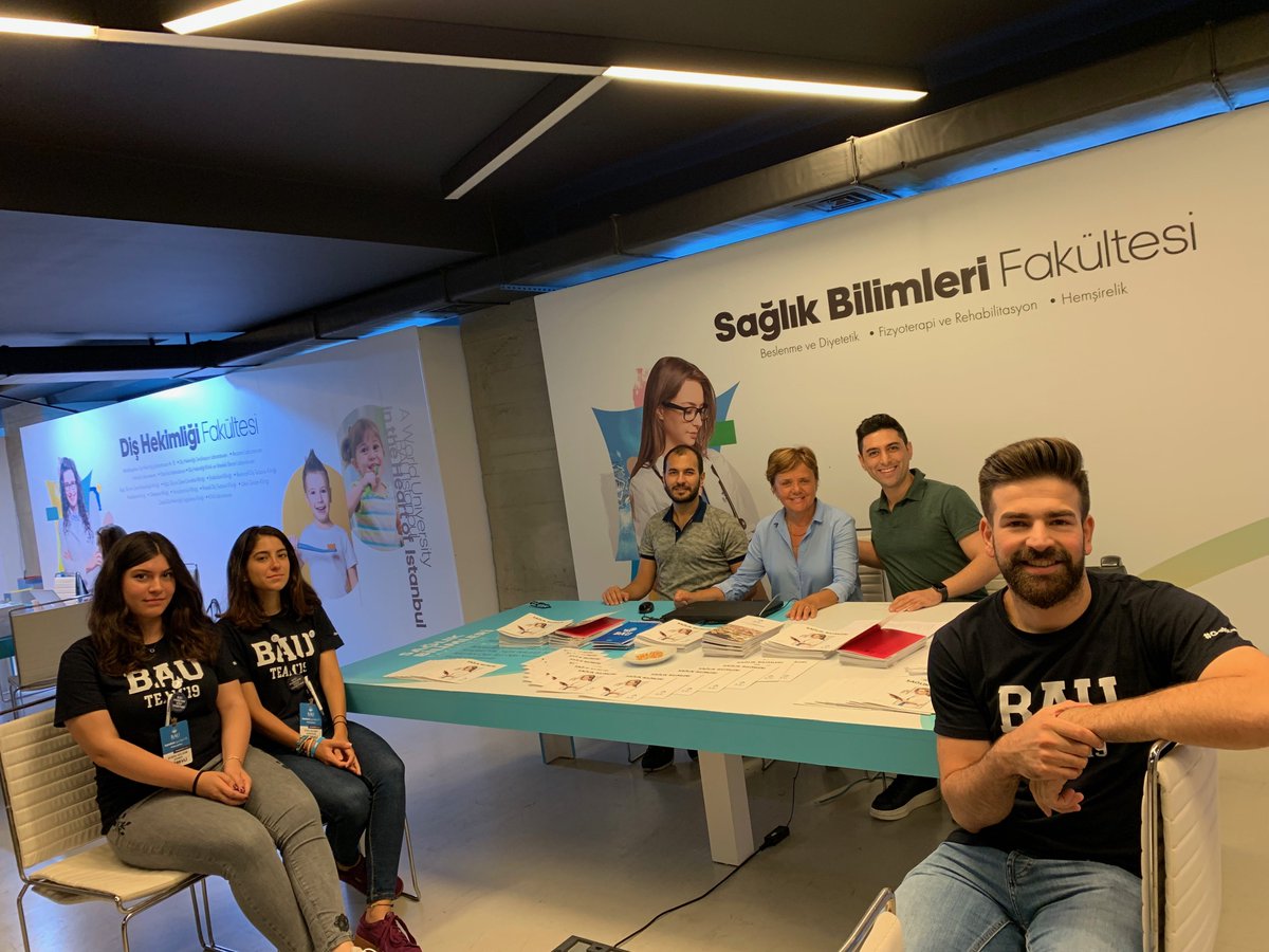 Pazar sabahı 8:00 itibariyle #BAU Güney Kampüsümüzde Dekanımız Prof. Dr. Fatma Eti Aslan, akademik kadromuz ve danışman ekibimiz aday öğrencilerimizi bilgilendirmek için hazırlar #TercihGünleri #SağlıkBilimleri <a href="/Bahcesehir/">Bahçeşehir Uni (BAU)</a>