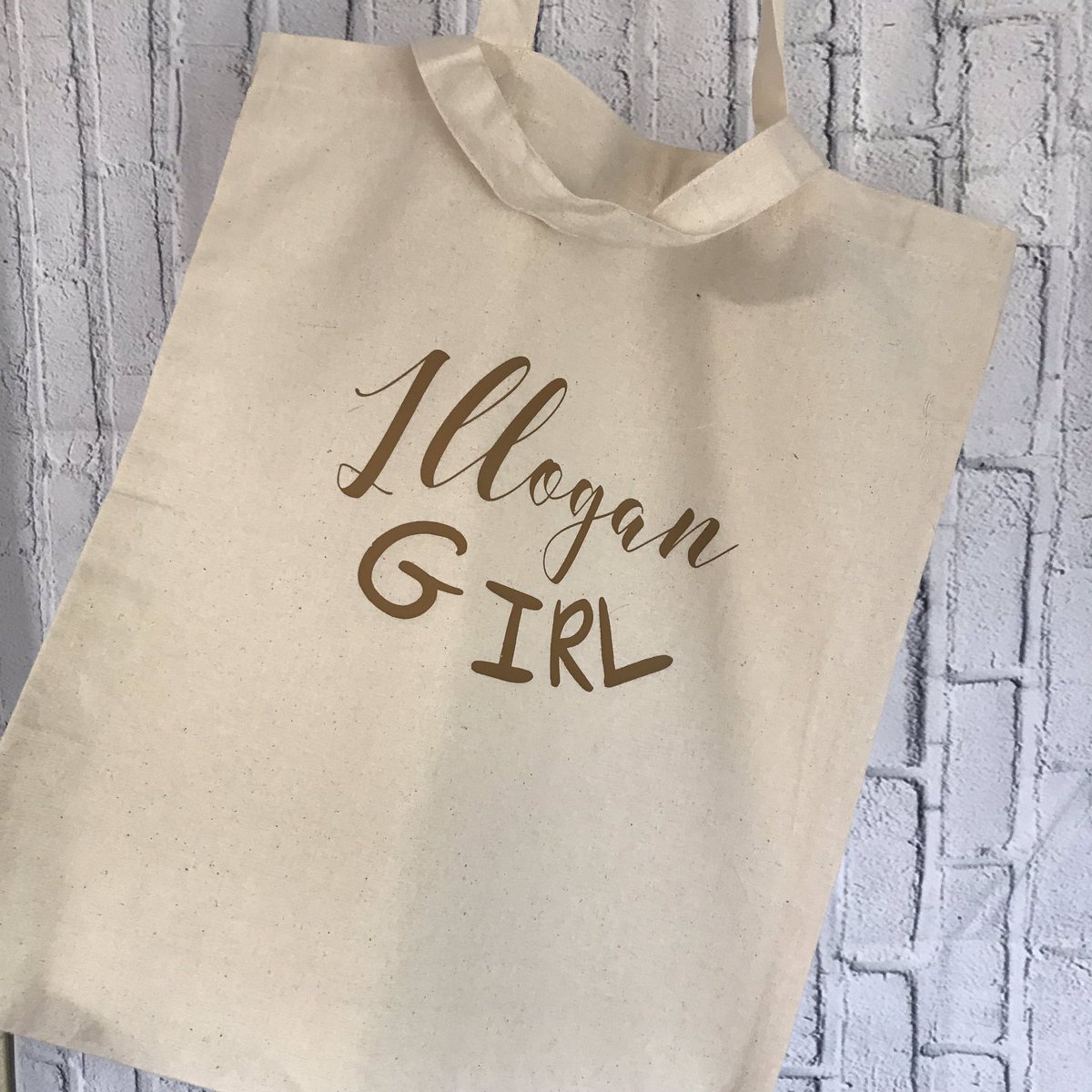 rochamazing's tweet image. #Poldark starts again today! If you’re a fan then you’ll love these ‘Illogan Girl’ totes. £3.50 free p&amp;amp;p mainland UK (dm for a quote if outside mainland UK) #poldarkgifts #illogangirl #totes